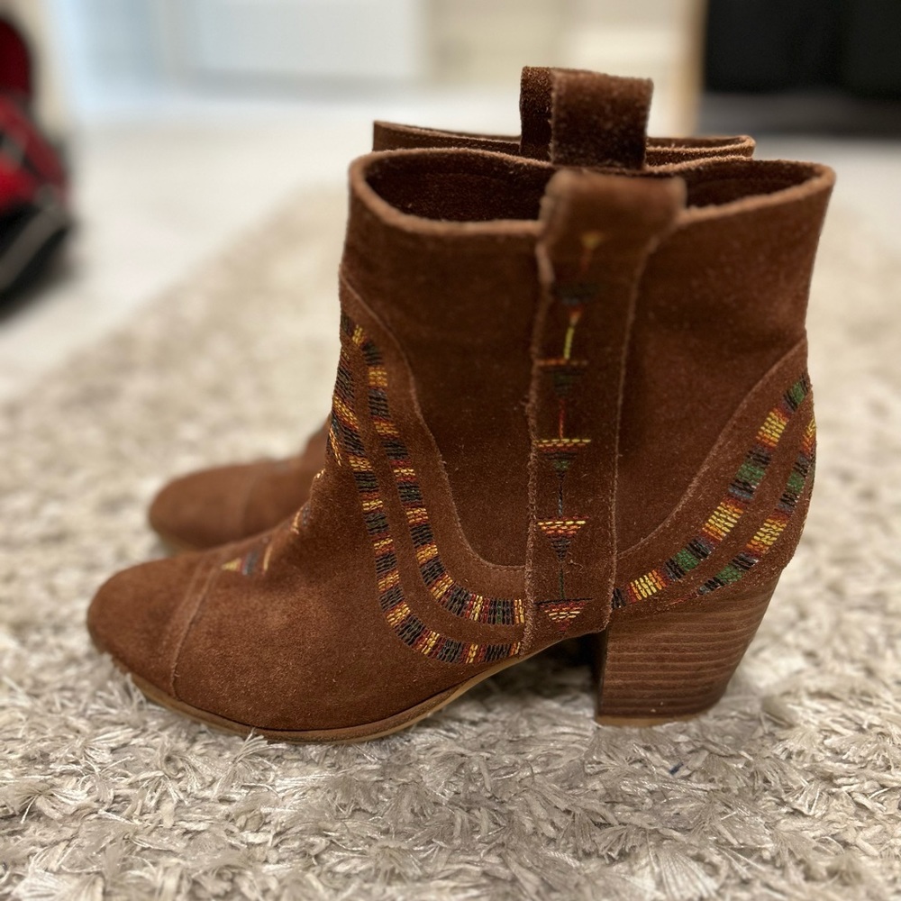 Booties - Picture 3 of 8
